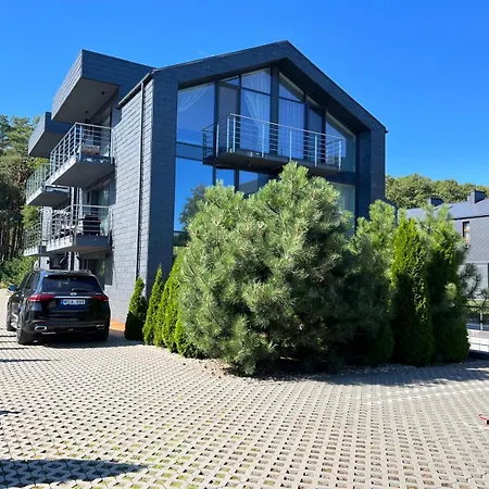 아파트 Smilciu Trio Keturvieciai Apartamentai Su Terasa 팔랑가